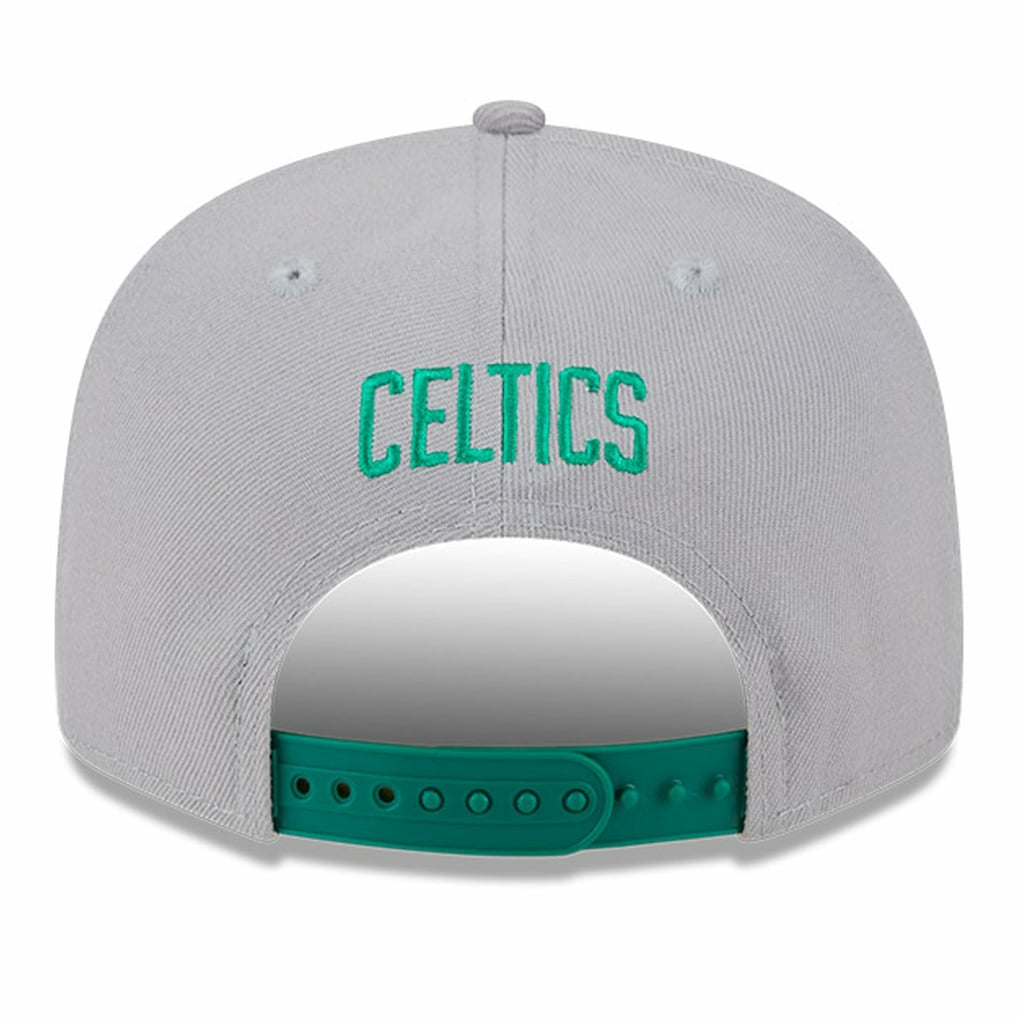 Boston Celtics Chenille Band 9FIFTY Snapback Hat New