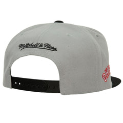 Chicago White Sox Mitchell & Ness Cooperstown Collection Away Snapback Hat | MLB Discount