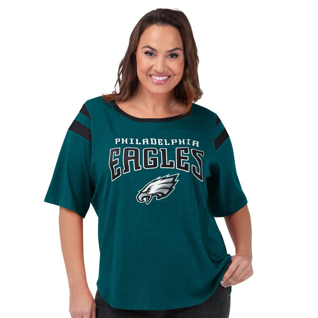 Philadelphia Eagles  G-III 4Her by Carl Banks Women's Plus Size Linebacker T-Shirt