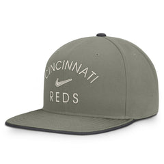 Cincinnati Reds Nike Pro Dri-FIT Snapback Hat | MLB Online