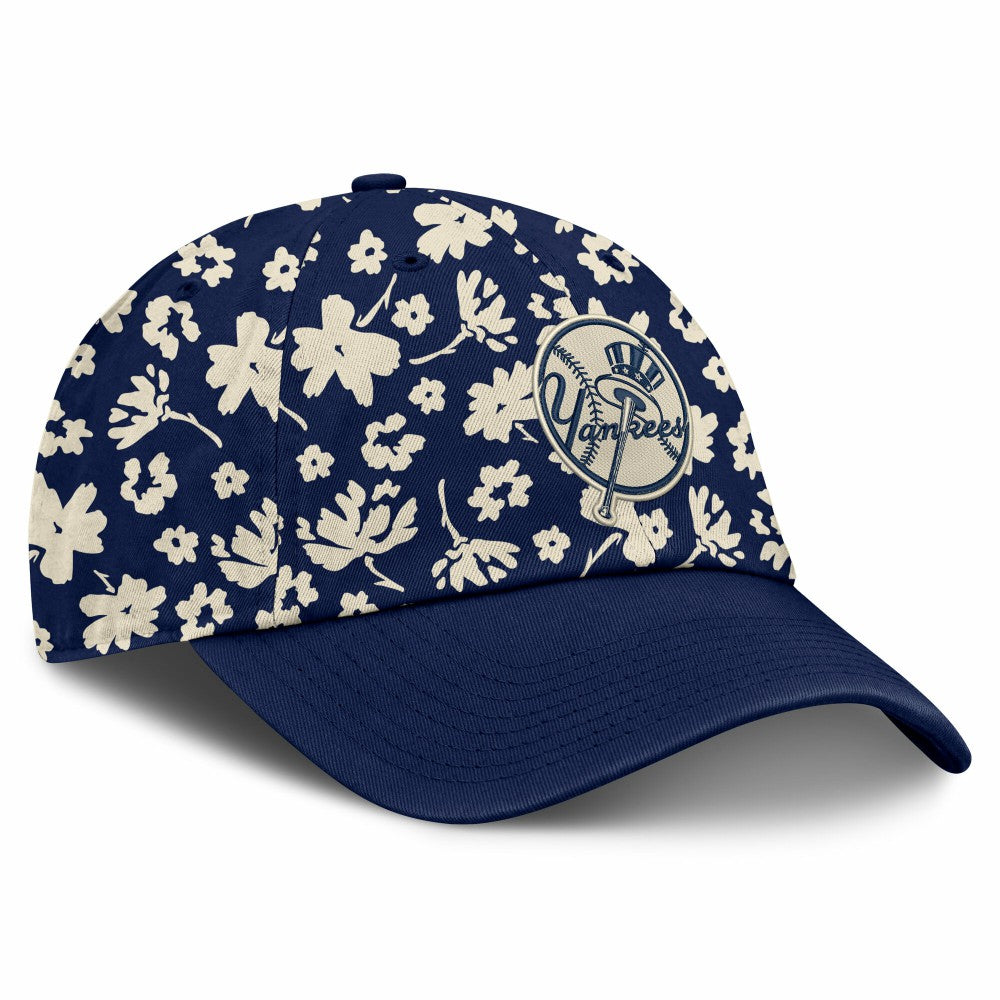 New York Yankees Fanatics Women's Blossom Adjustable Hat | MLB Sale