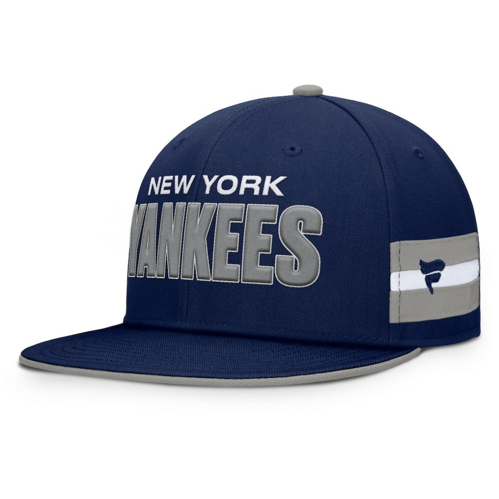 New York Yankees Fanatics Pick Off Fitted Hat | MLB Outlet