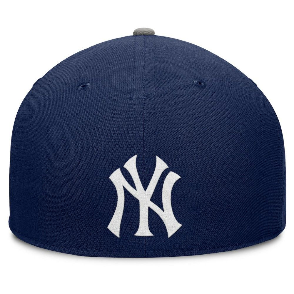 New York Yankees Fanatics Pick Off Fitted Hat | MLB Outlet
