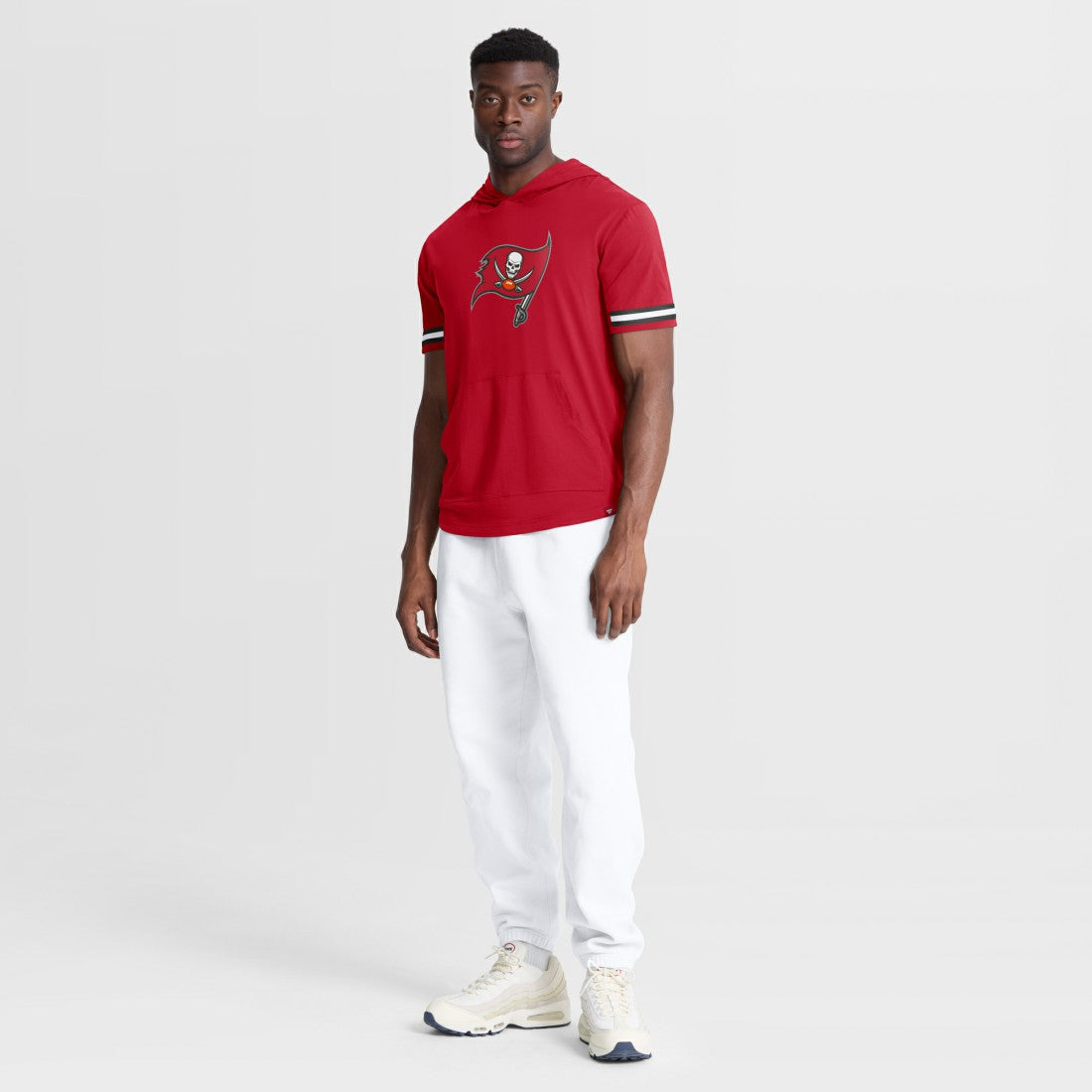 Tampa Bay Buccaneers Fanatics Optimal Play Short Sleeve Hooded T-Shirt