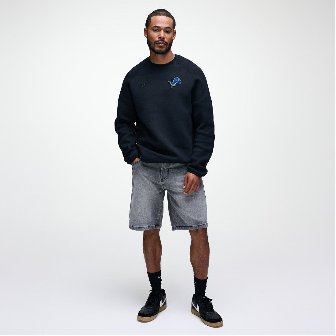 Detroit Lions Nike Tech Fleece Raglan Sweatshirt