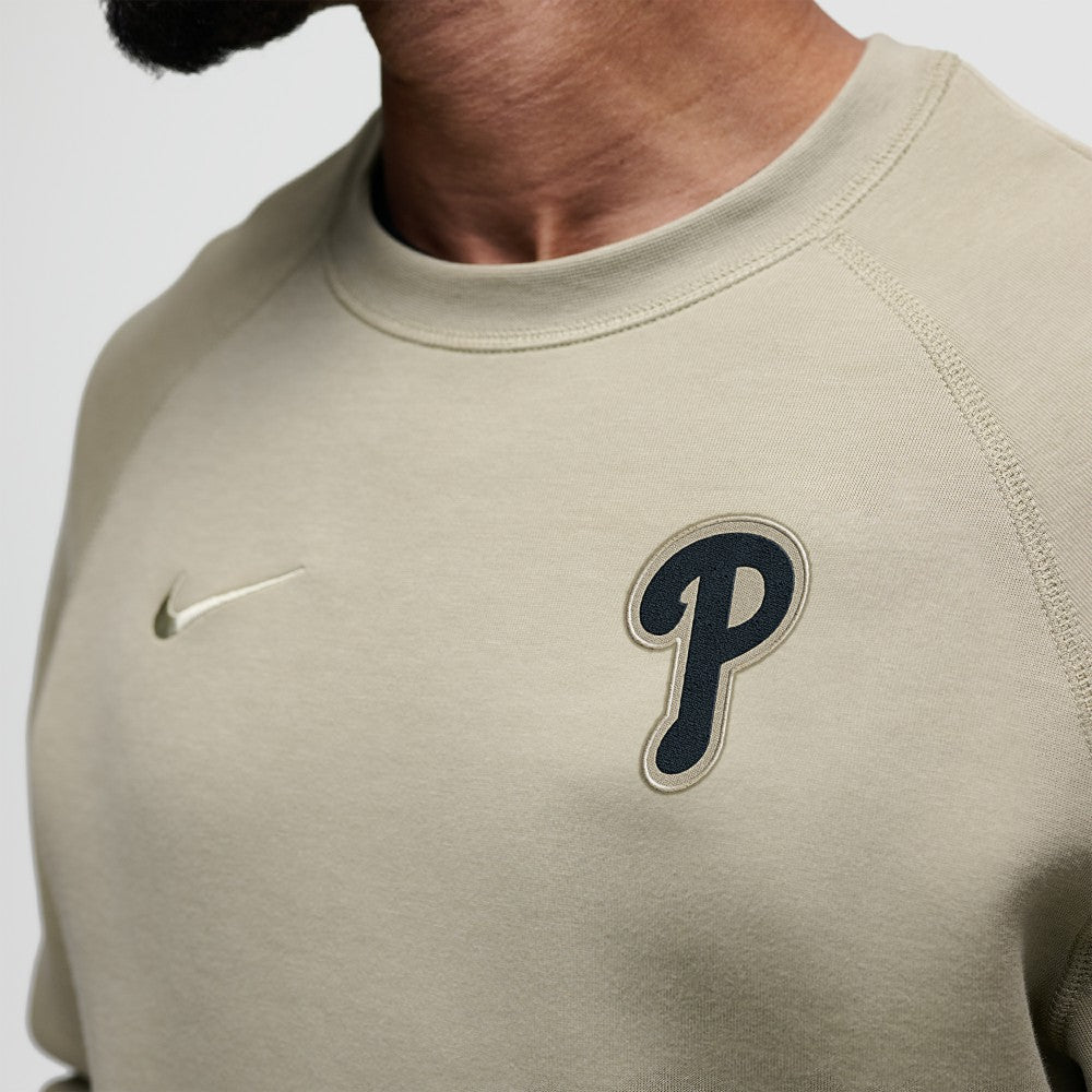 Philadelphia Phillies Nike Tech Fleece Raglan Sweatshirt | MLB New