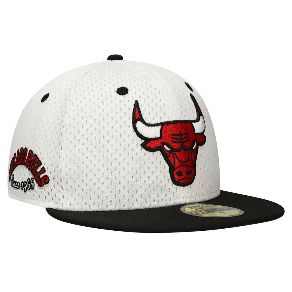 Chicago Bulls Throwback 2Tone 59FIFTY Fitted Hat For Sale