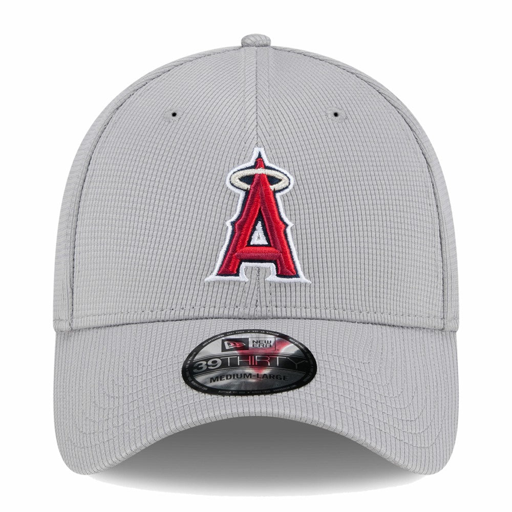 Los Angeles Angels New Era Active Pivot 39THIRTY Flex Hat | MLB US