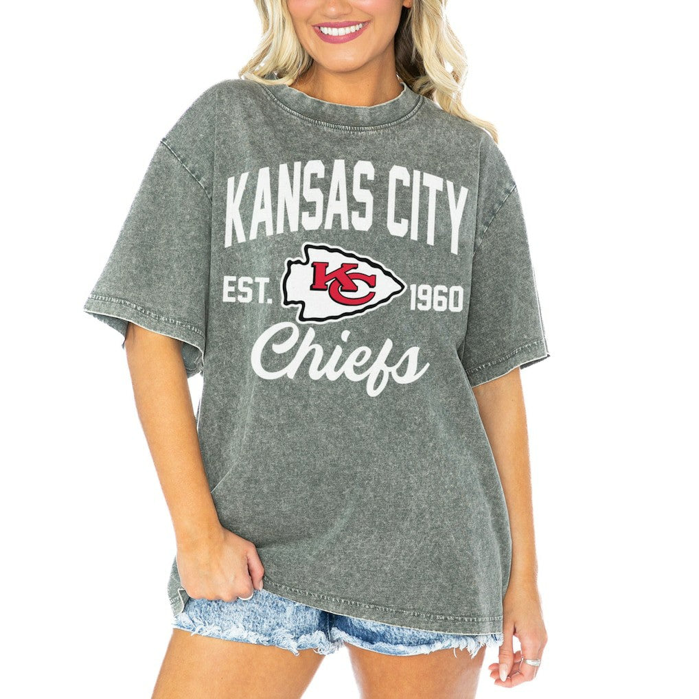 Kansas City Chiefs  Gameday Couture Women's Tackle Titan Boyfriend Washed T-Shirt