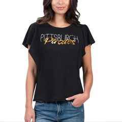 Pittsburgh Pirates G-III 4Her by Carl Banks Women's Crowd Wave T-Shirt | MLB For sale