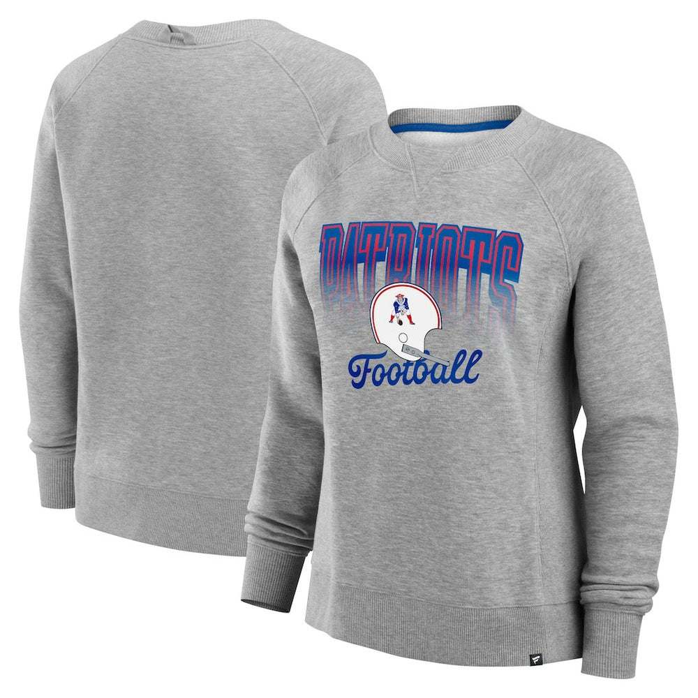 New England Patriots Fanatics Women's Hit Hard Fleece Pullover Sweatshirt