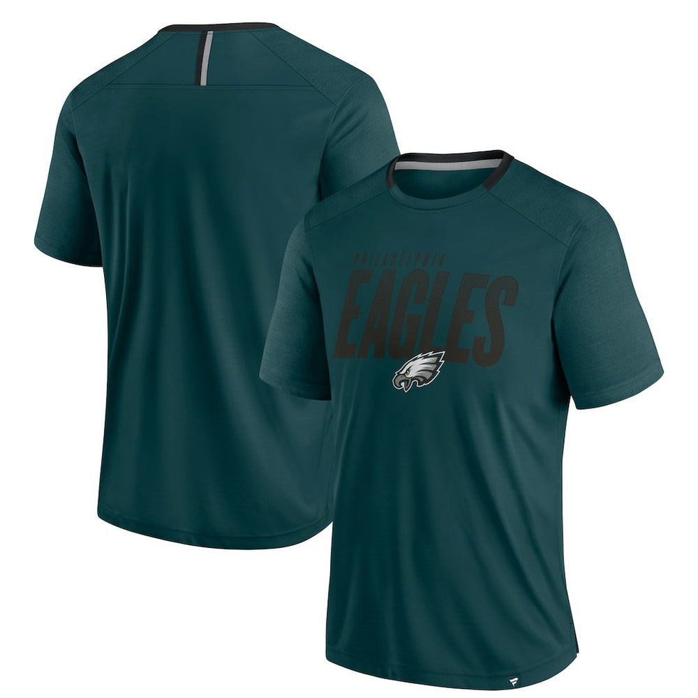 Philadelphia Eagles Fanatics Defender Fade Slant T-Shirt