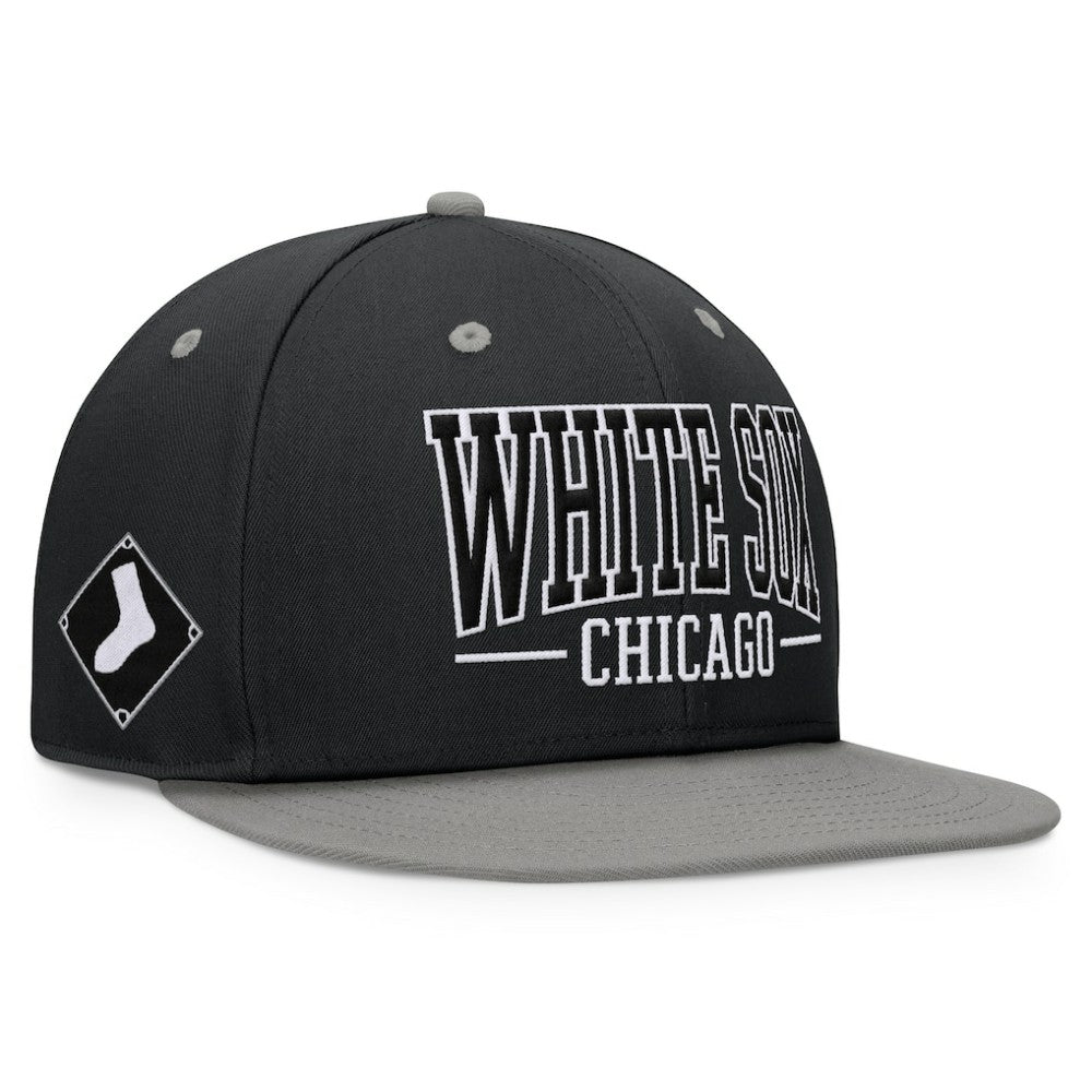 Chicago White Sox Fanatics Fundamental Bold Snapback Hat | MLB Discount