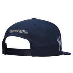New York Yankees Mitchell & Ness Team Tagged Snapback Hat | MLB Online