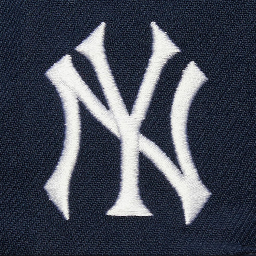 New York Yankees Mitchell & Ness Team Tagged Snapback Hat | MLB Online