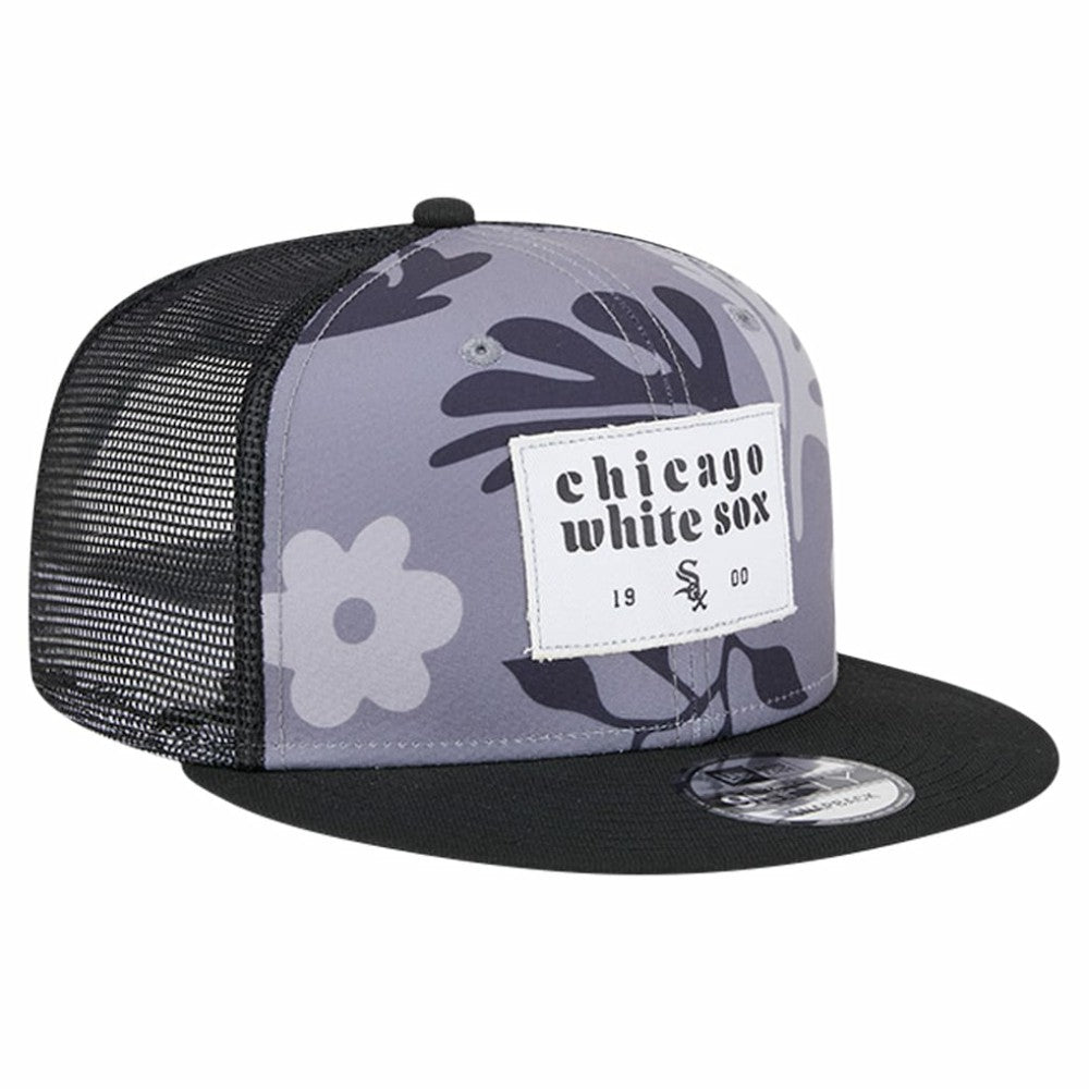Chicago White Sox New Era Bikini Bottom Trucker 9FIFTY Snapback Hat | MLB Near me