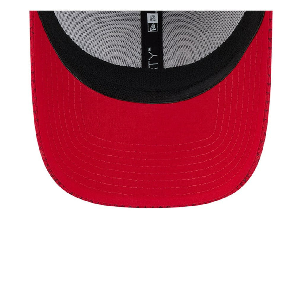 San Francisco 49ers New Era 2024 Sideline 9FORTY Stretch-Snap Hat