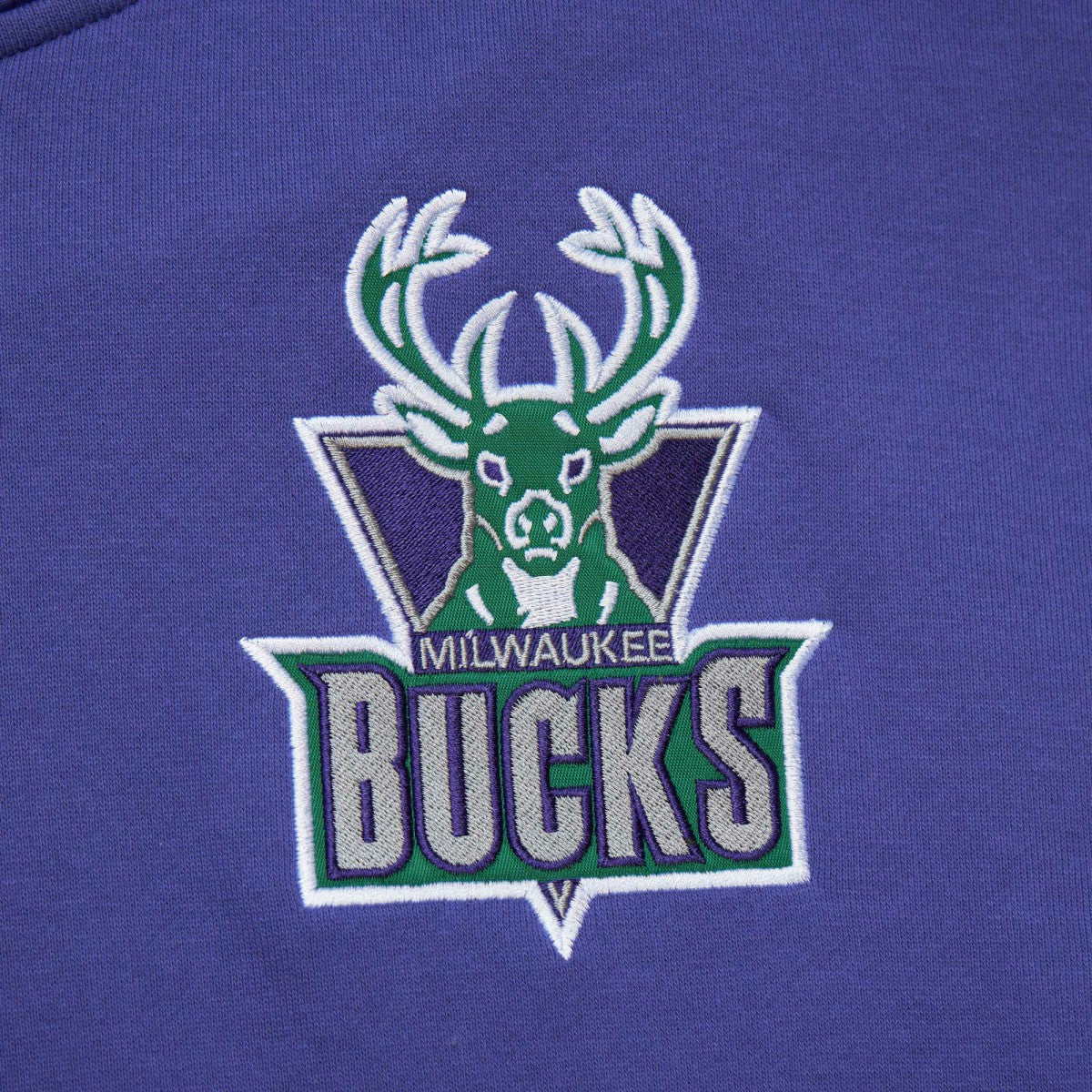 Milwaukee Bucks Team OG 2.0 Vintage Logo Fleece Pullover Hoodie New
