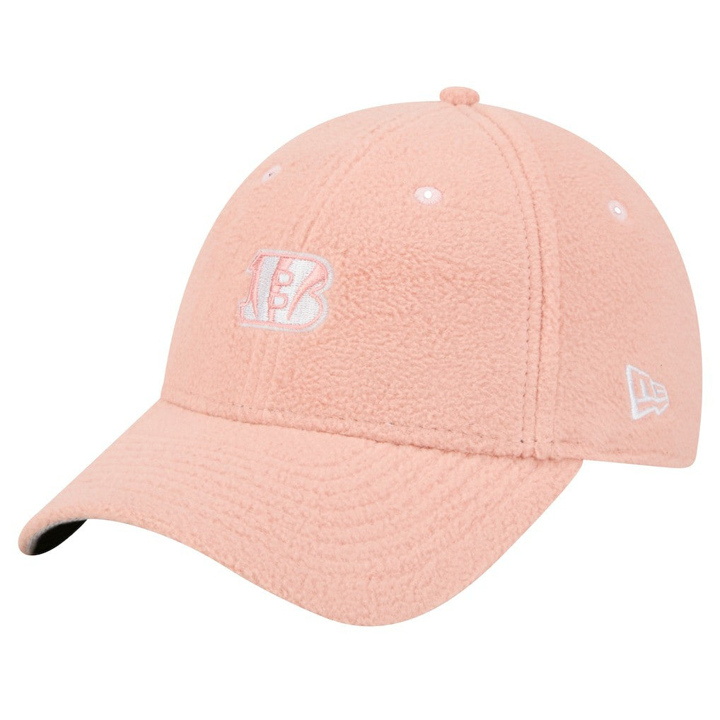 Cincinnati Bengals New Era Women's Cozy Sherpa 9FORTY Adjustable Hat
