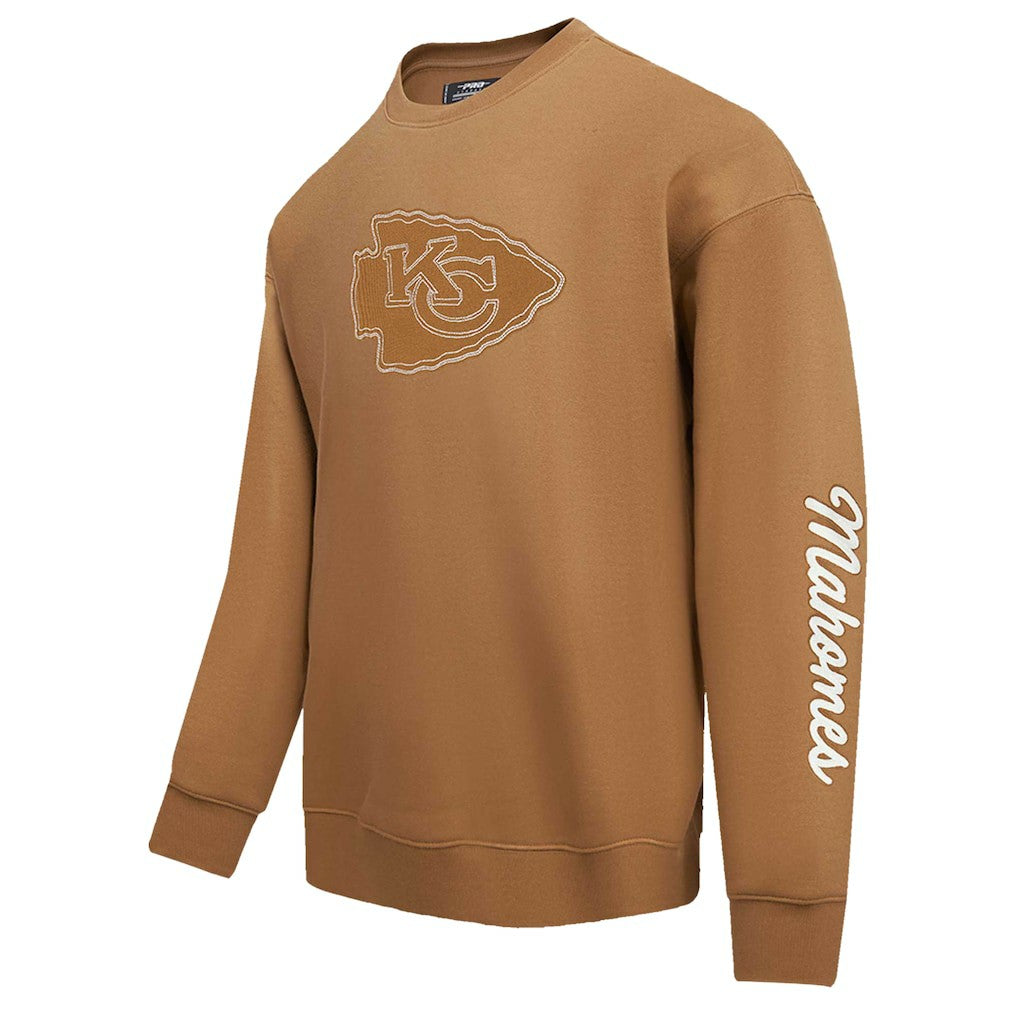 Kansas City Chiefs  Patrick Mahomes  Pro Standard Pullover Crewneck Sweatshirt