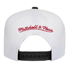 Chicago Bulls Youth Wave Runner Snapback Hat Discount