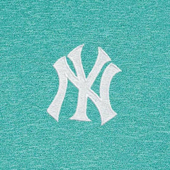 New York Yankees Antigua Hunk Quarter-Zip Top | MLB Online