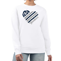 New York Yankees G-III 4Her by Carl Banks Women's Heart Logo Fleece Pullover Sweatshirt | MLB On Sale