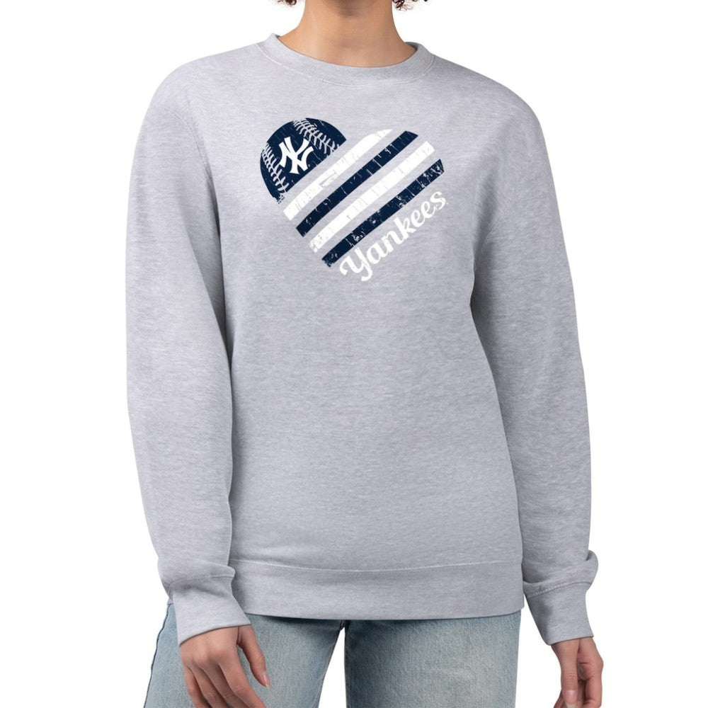 New York Yankees G-III 4Her by Carl Banks Women's Heart Logo Fleece Pullover Sweatshirt | MLB On Sale