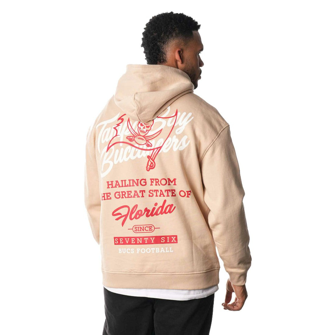 Tampa Bay Buccaneers  The Wild Collective Unisex Fleece Pullover Hoodie
