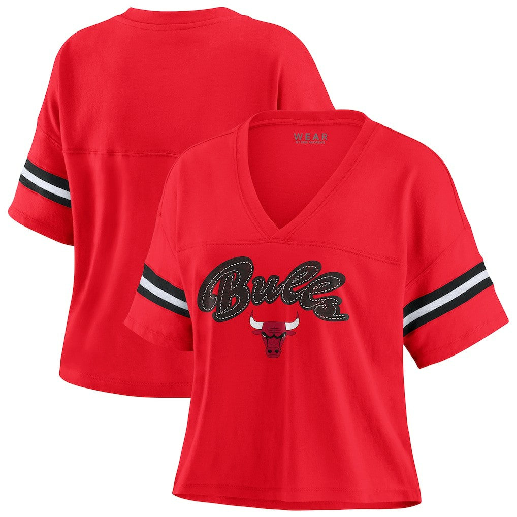 Chicago Bulls WEAR by Erin Andrews Women's Color Block Boxy V-Neck T-Shirt sale Discount