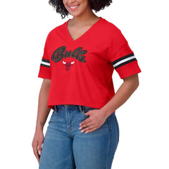 Chicago Bulls WEAR by Erin Andrews Women's Color Block Boxy V-Neck T-Shirt sale Discount