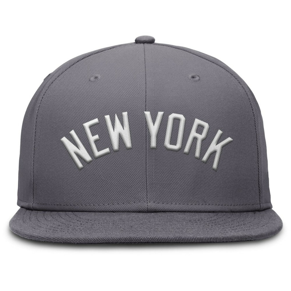New York Yankees Nike Performance True Fitted Hat | MLB Discount