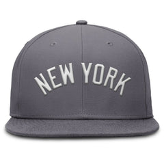 New York Yankees Nike Performance True Fitted Hat | MLB Discount