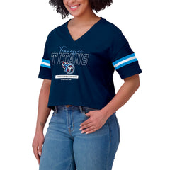 Tennessee Titans  WEAR by Erin Andrews Women's Color Block Boxy Modest Crop V-Neck T-Shirt