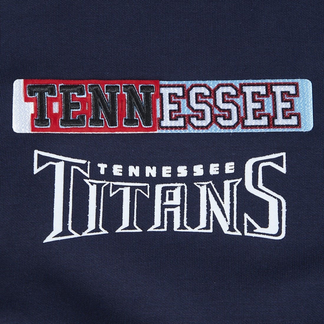 Tennessee Titans  Pro Standard Women's Split Logo Full-Zip Hoodie