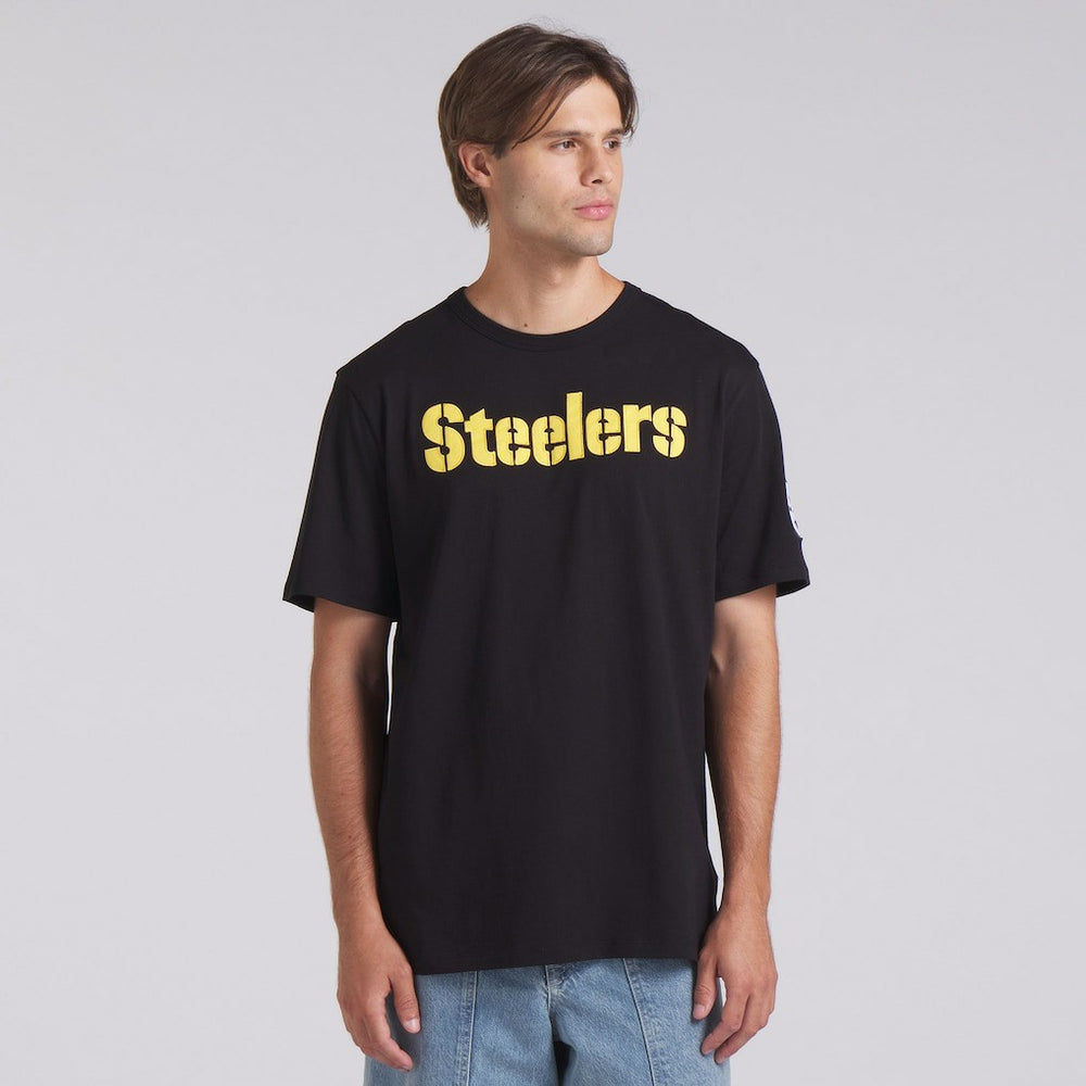 Pittsburgh Steelers Fanatics Option Route Legacy T-Shirt
