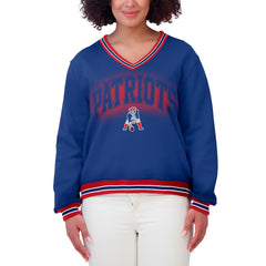 New England Patriots  WEAR by Erin Andrews Women's Oversized Long Sleeve V-Neck Sweatshirt
