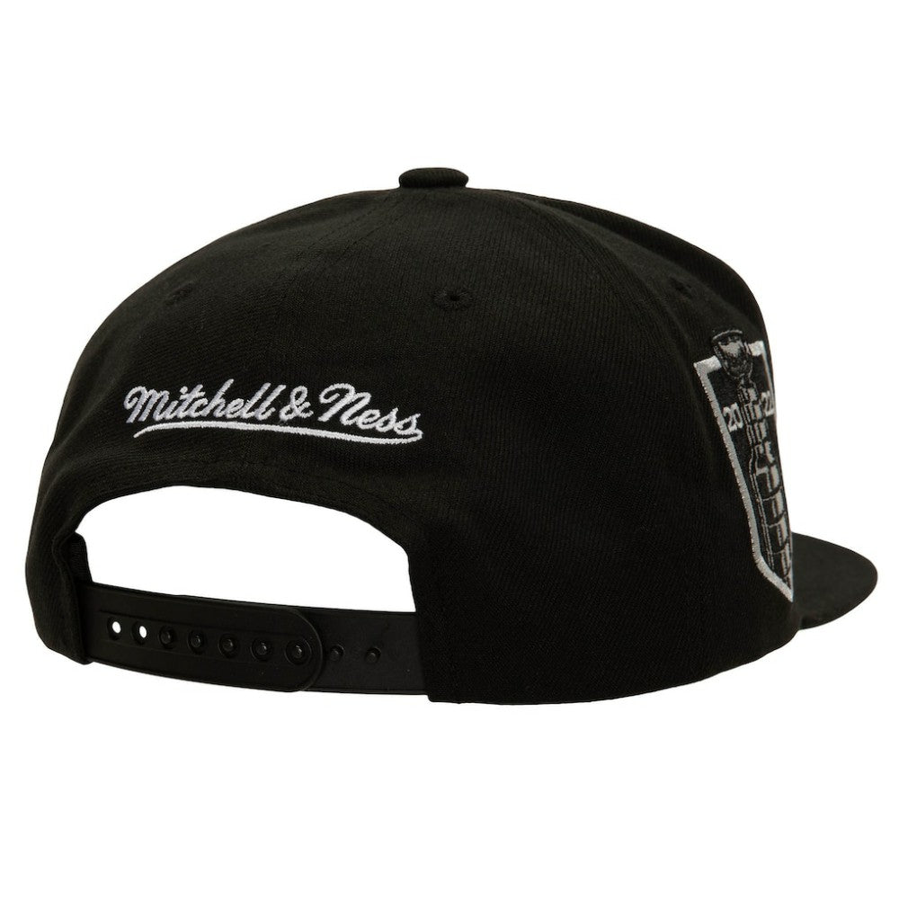 Colorado Avalanche Mitchell & Ness Core Top Spot Snapback Hat Discount