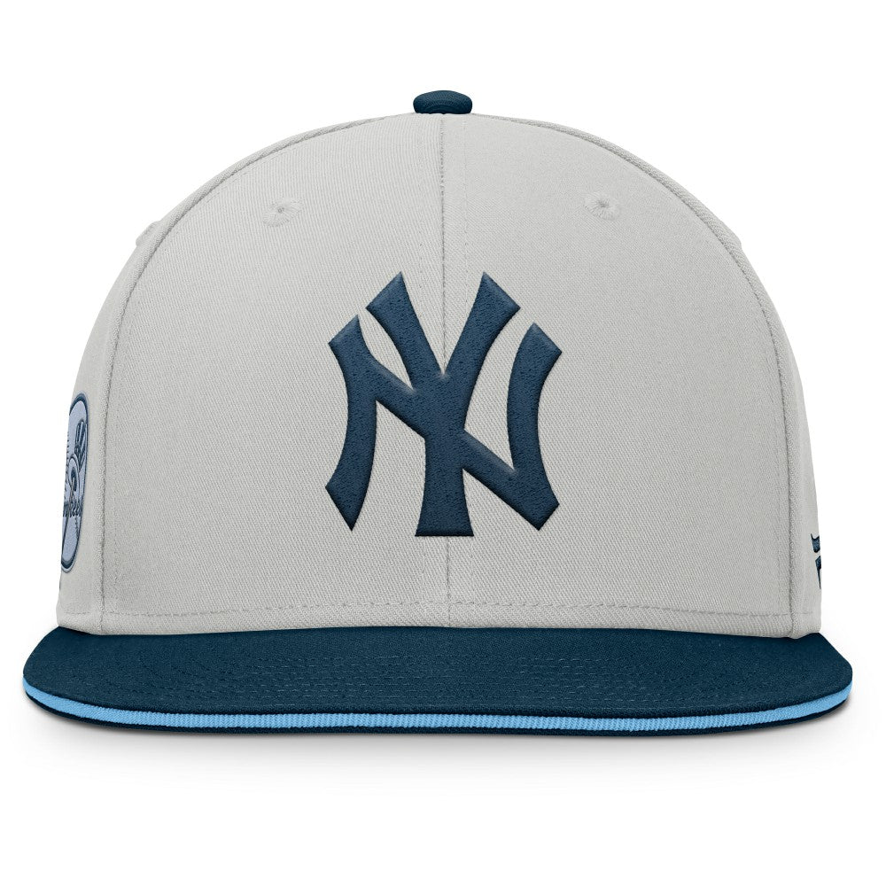 New York Yankees Fanatics Knuckleball Snapback Hat | MLB On Sale