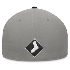 Chicago White Sox Fanatics Clubhouse Dugout Fitted Hat | MLB New