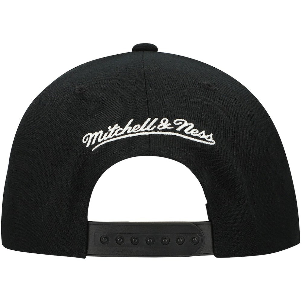 Boston Bruins Mitchell & Ness Team Snapback Hat For Sale