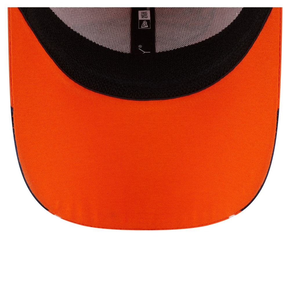 Denver Broncos New Era Game Day Linear 39THIRTY Flex Hat
