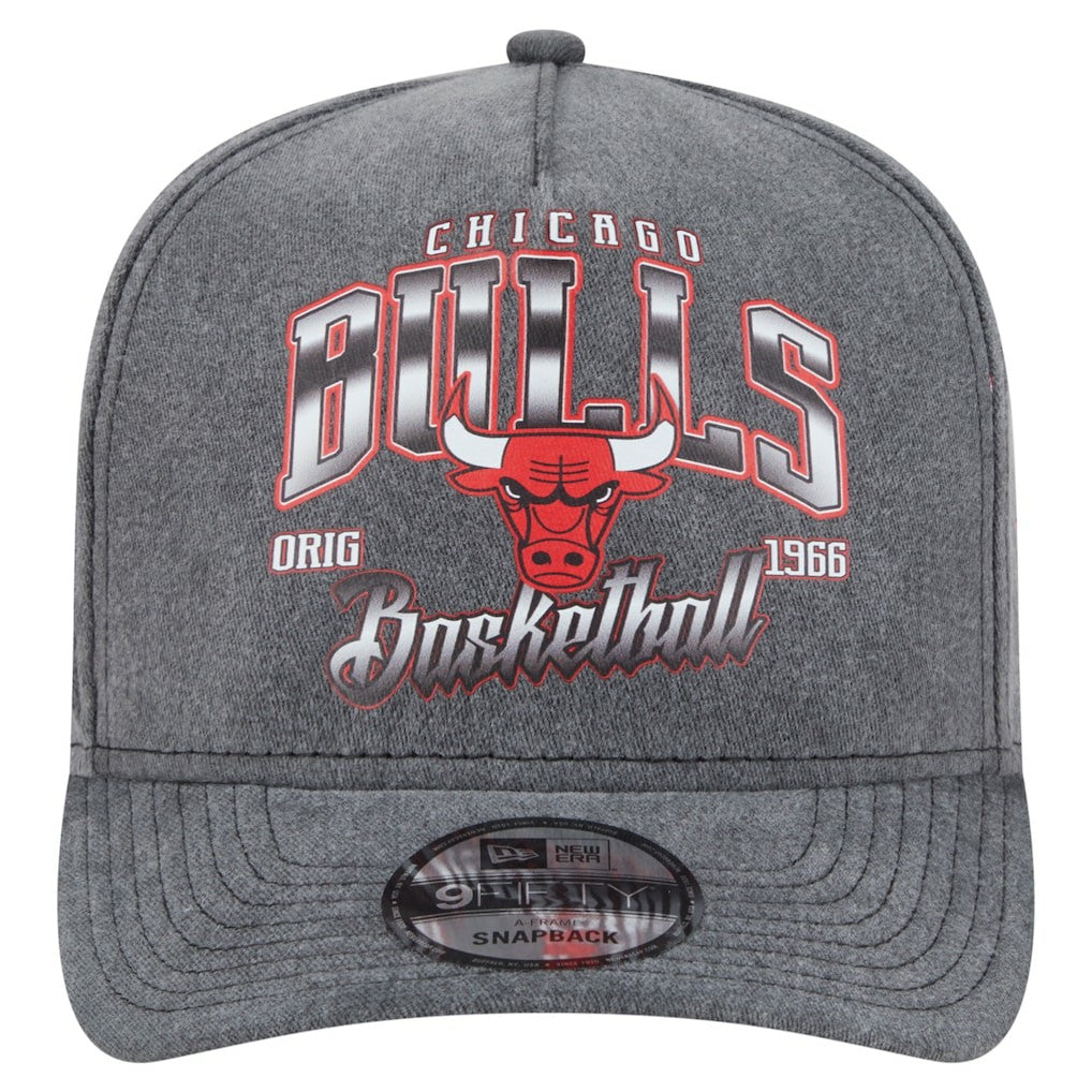 Chicago Bulls Throwback Washed Pre-Curved 9FIFTY Snapback Hat On Sale