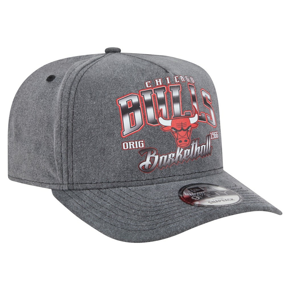 Chicago Bulls Throwback Washed Pre-Curved 9FIFTY Snapback Hat On Sale