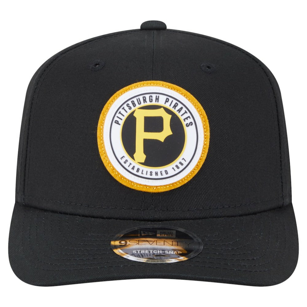 Pittsburgh Pirates New Era Circle Patch 9SEVENTY Stretch-Snap Hat | MLB Shop