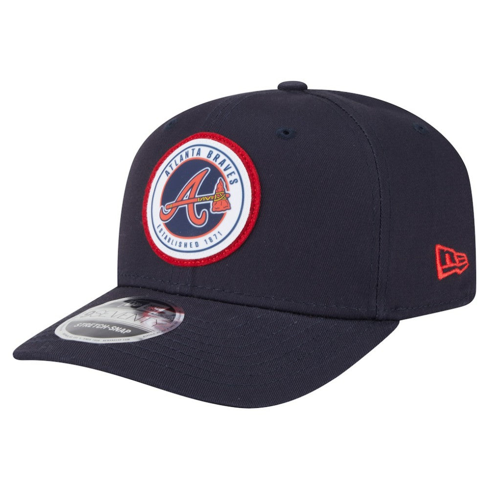 Atlanta Braves New Era Circle Patch 9SEVENTY Stretch-Snap Hat | MLB Near me