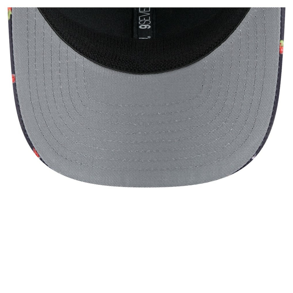 Chicago White Sox New Era Adventure Drinks Pattern 9SEVENTY Stretch-Snap Hat | MLB US