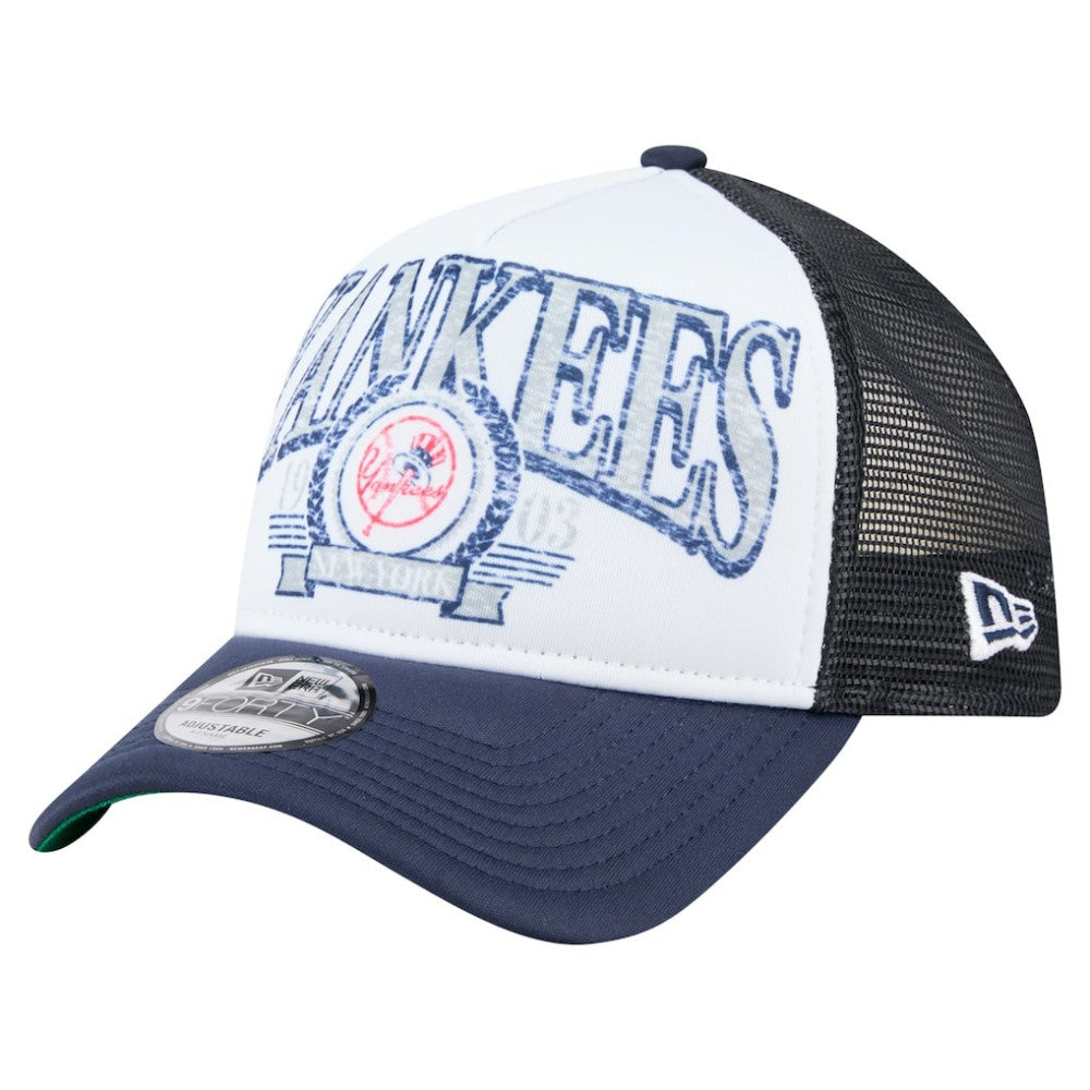 New York Yankees New Era Distressed 9FORTY A-Frame Adjustable Trucker Hat | MLB Outlet