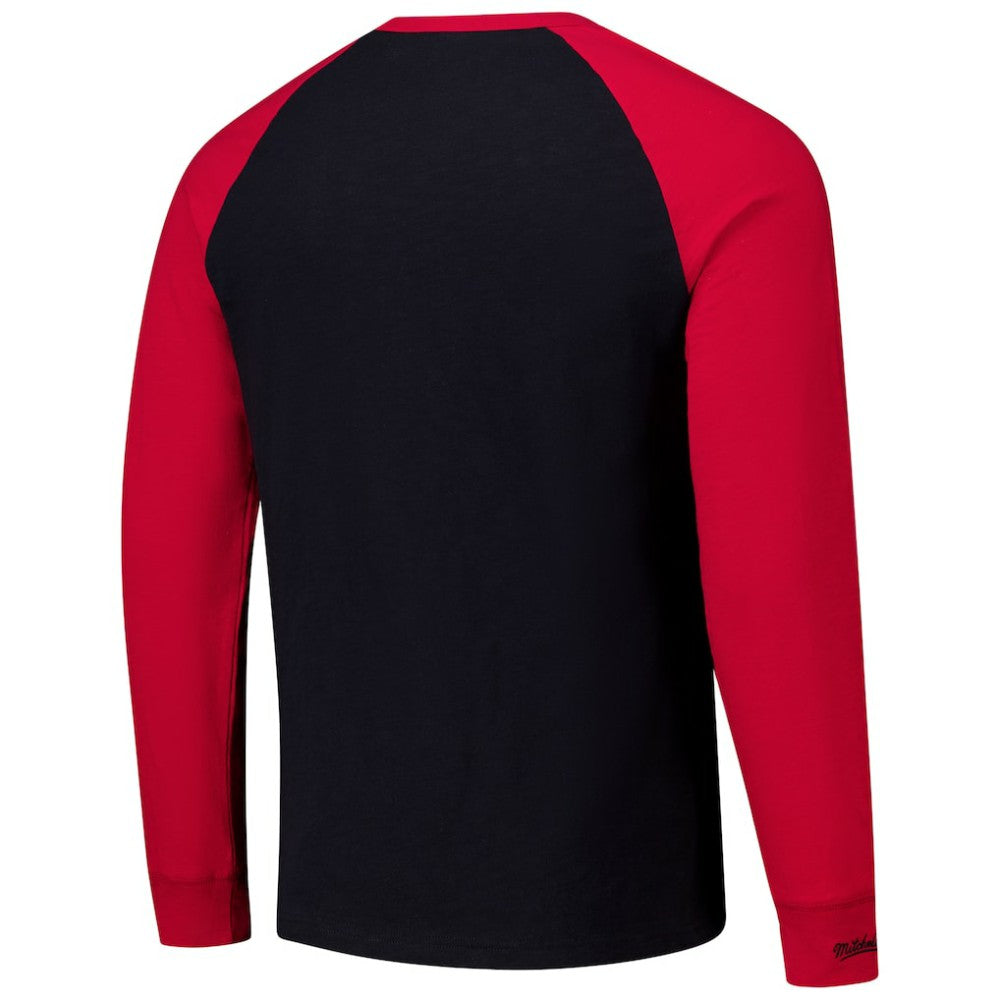 Chicago Blackhawks Mitchell & Ness Legendary Slub Raglan Long Sleeve T-Shirt For Sale