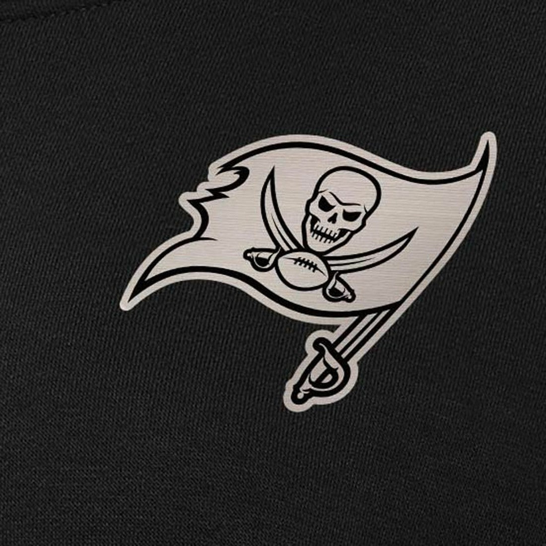Tampa Bay Buccaneers  Antigua Women's Victory Pullover Sweatshirt